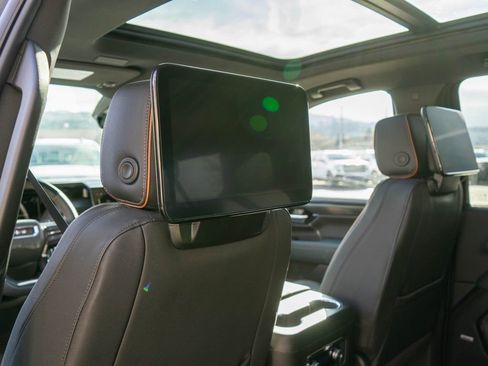 New 2026 GMC Yukon XL AT4 w/ AT4 Premium Plus Package image 15