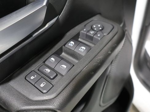 Used 2025 RAM 1500 Big Horn AWD/4WD image 12