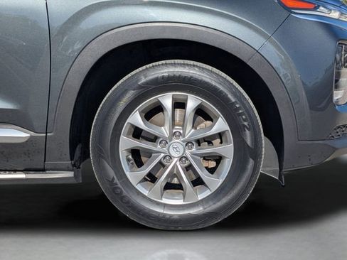 Used 2020 Hyundai Santa Fe SE FWD image 30