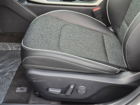 New 2025 Kia K4 GT-Line image 17