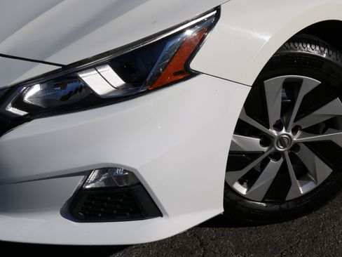 Used 2020 Nissan Altima 2.5 S image 4