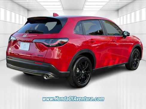 Certified 2026 Honda HR-V Sport image 5