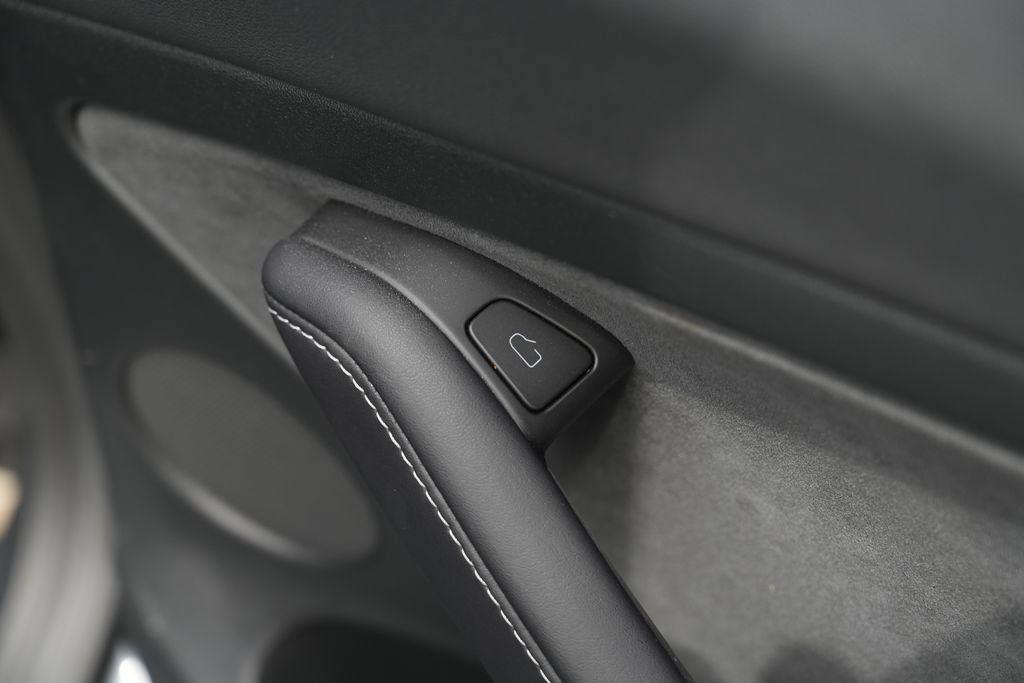 Used 2023 Tesla Model 3 Standard Range RWD image 38
