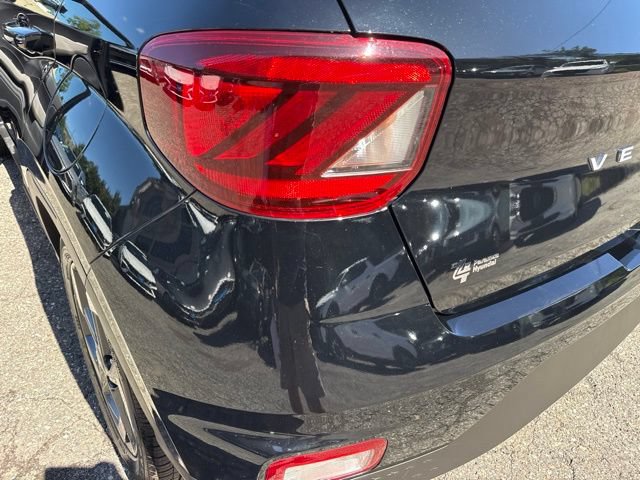 Used 2026 Hyundai Venue SEL FWD image 38