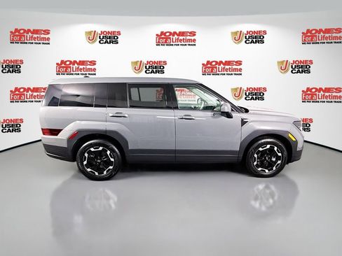 Used 2025 Hyundai Santa Fe SE image 16