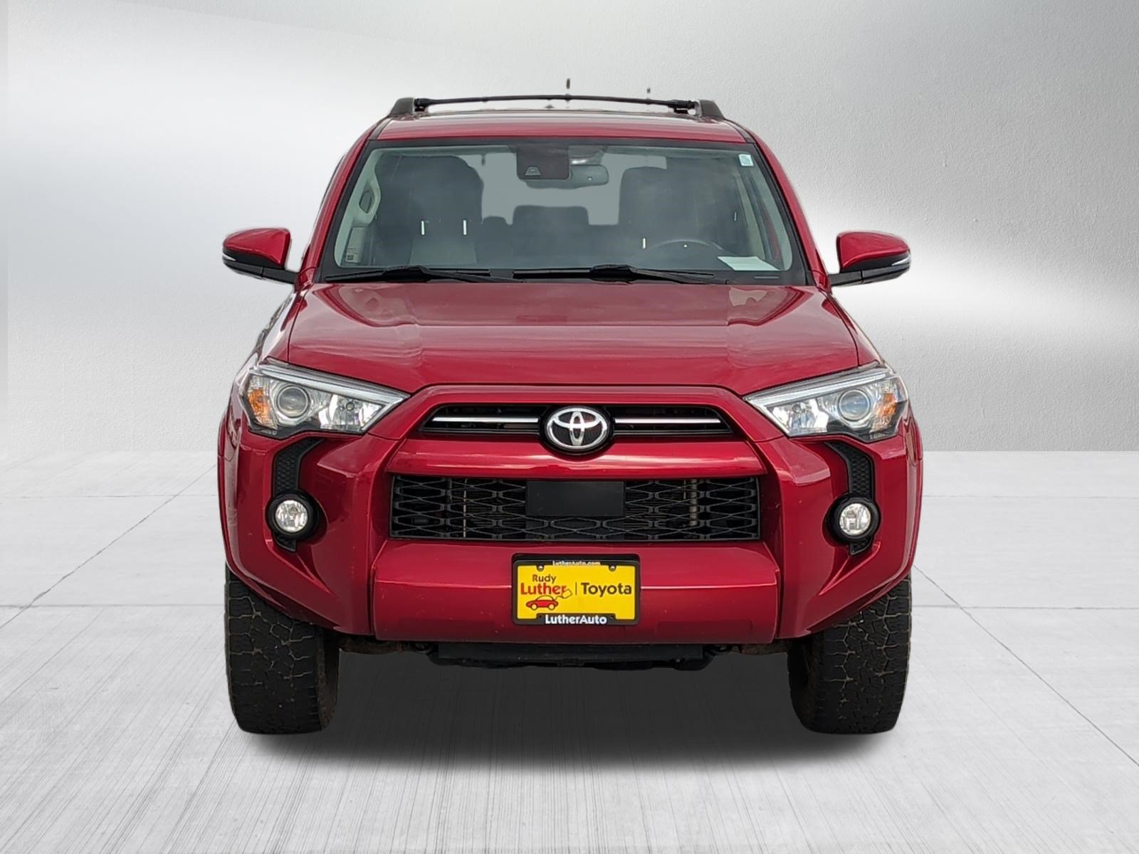 Used 2020 Toyota 4Runner SR5 Premium w/ Moonroof Package AWD/4WD image 2