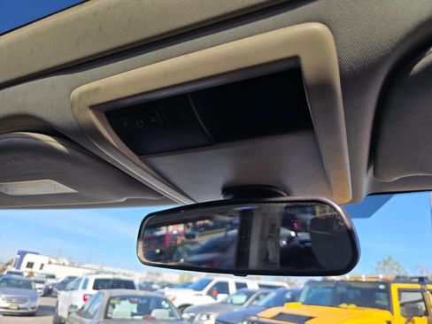 Used 2007 Jeep Commander Sport image 37