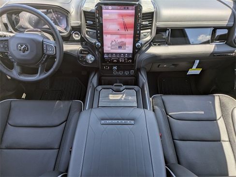 New 2025 RAM 1500 Limited image 17