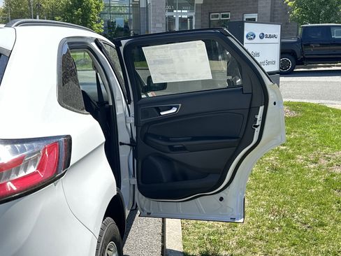 New 2024 Ford Edge SE image 28