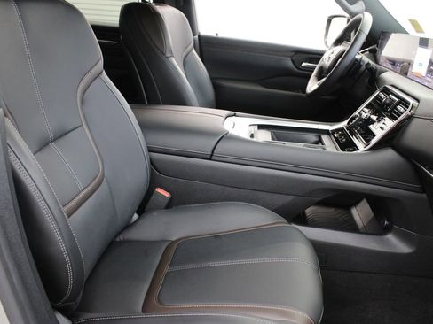 Used 2025 Nissan Armada SL w/ Captain's Chari Seat Package RWD image 25
