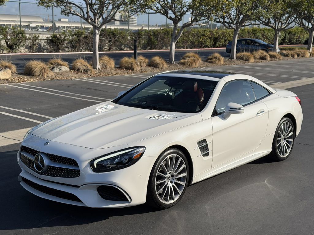 Used 2018 Mercedes-Benz SL 450 image 2