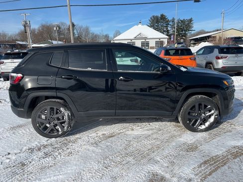 New 2026 Jeep Compass Limited image 8