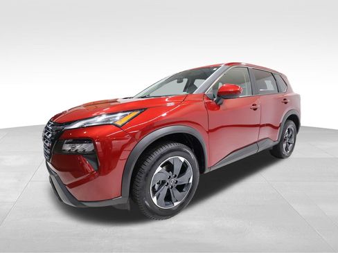 Used 2025 Nissan Rogue SV image 8