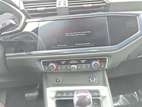 Used 2023 Audi Q3 2.0T Premium Plus w/ Premium Plus Package image 18