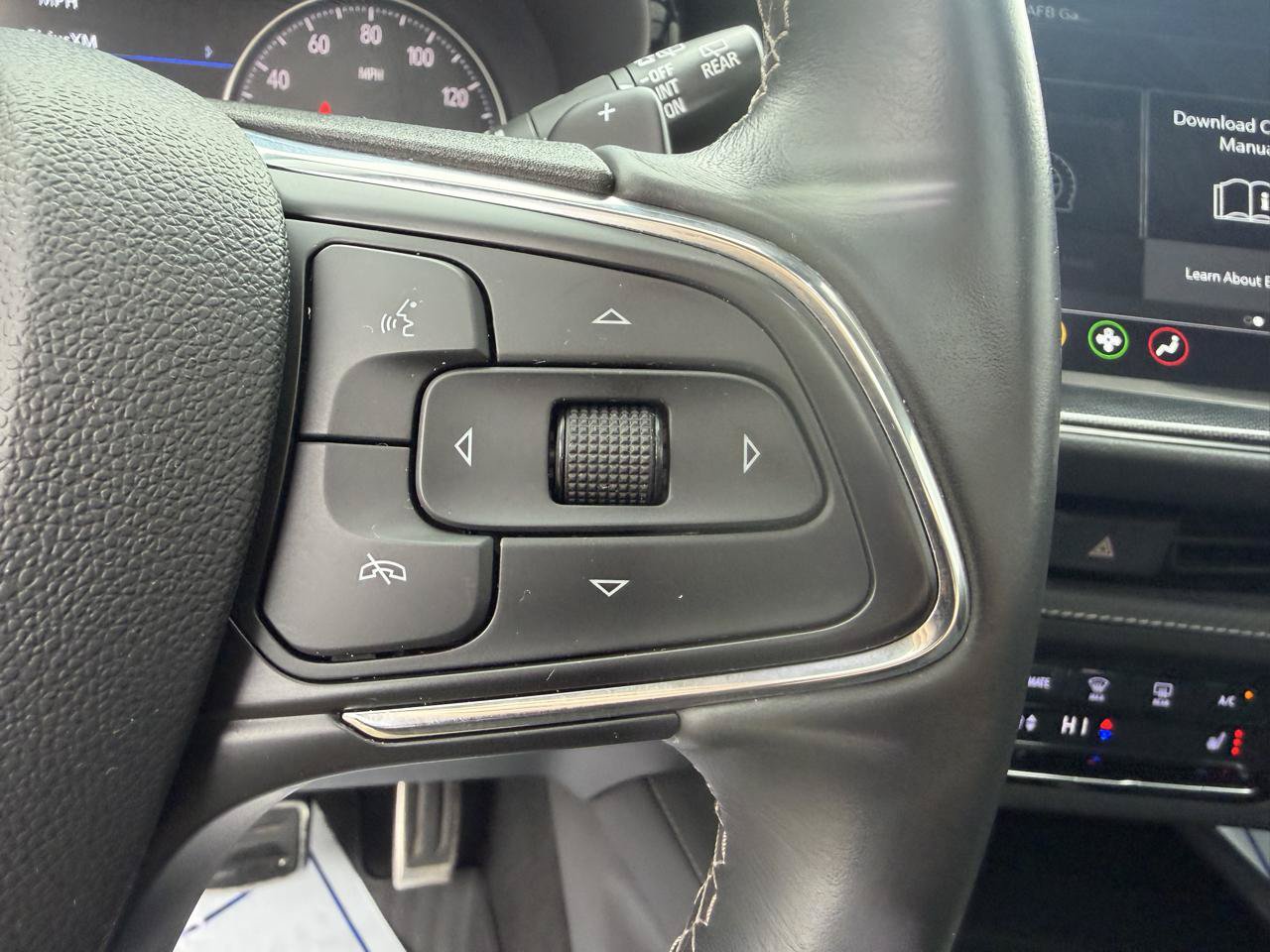 Used 2023 Buick Envision Essence w/ Sport Touring Package FWD image 29