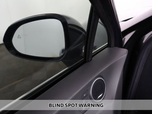 Used 2025 Hyundai Sonata Limited FWD image 9