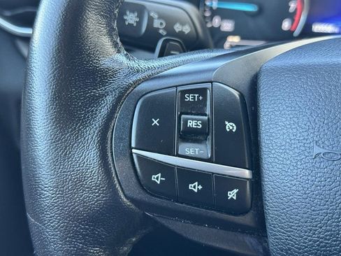 Used 2020 Ford Explorer XLT w/ Equipment Group 202A image 16