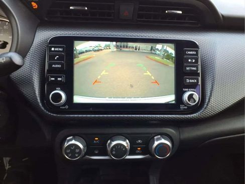 Used 2024 Nissan Kicks SV FWD image 15