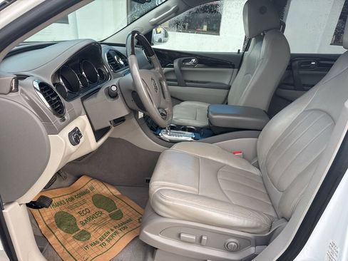Used 2017 Buick Enclave Leather image 17