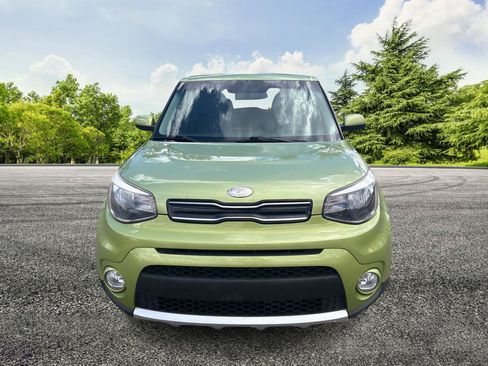 Used 2018 Kia Soul + FWD image 2