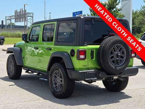 Used 2025 Jeep Wrangler Unlimited Sport AWD/4WD image 4