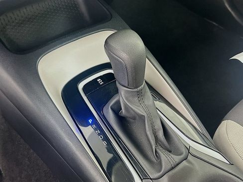 Certified 2024 Toyota Corolla LE FWD image 17