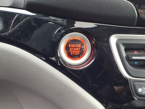 Used 2017 Honda Ridgeline RTL-E image 16