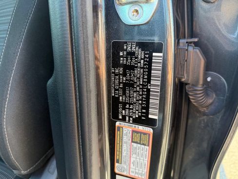 Used 2021 Kia Sorento LX FWD image 34