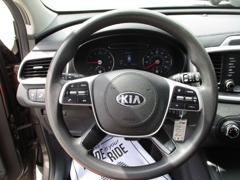 Used 2020 Kia Sorento LX AWD/4WD image 14