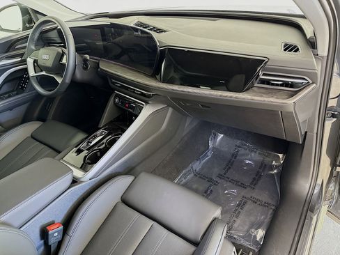 New 2025 Audi Q5 Premium Plus image 30