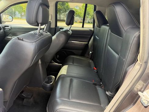 Used 2016 Jeep Compass High Altitude AWD/4WD image 24