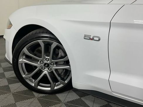 Used 2021 Ford Mustang GT Premium w/ Equipment Group 401A RWD image 31