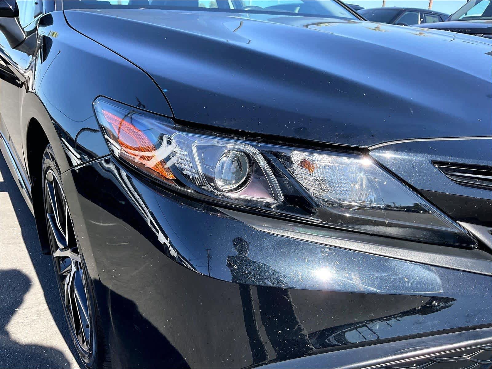 Used 2024 Toyota Camry SE FWD image 30