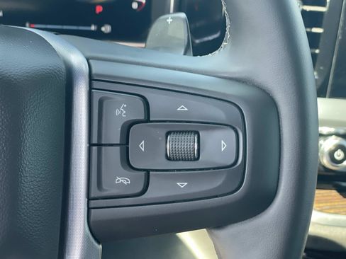 Used 2026 GMC Sierra 1500 Elevation AWD/4WD image 9