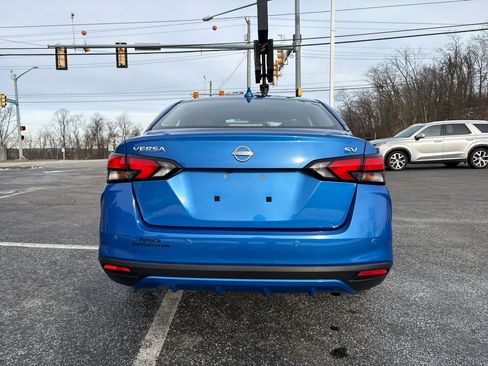 Used 2023 Nissan Versa SV image 6