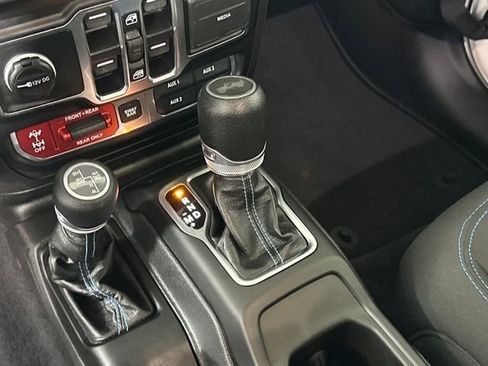 Used 2023 Jeep Wrangler Unlimited Rubicon 4xe w/ Cold Weather Group image 20