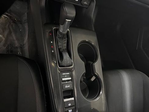 Used 2025 Honda Civic Sport image 17