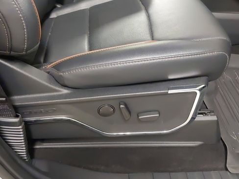 Used 2024 Ford F150 Lariat image 28