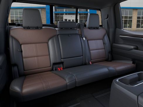 New 2026 Chevrolet Silverado 1500 High Country AWD/4WD image 17