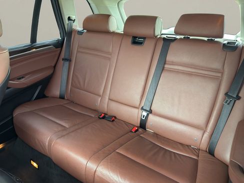 Used 2013 BMW X5 xDrive35i image 12