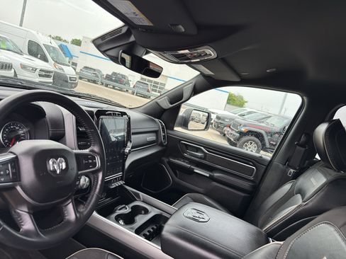 Used 2023 RAM 1500 Laramie AWD/4WD image 28