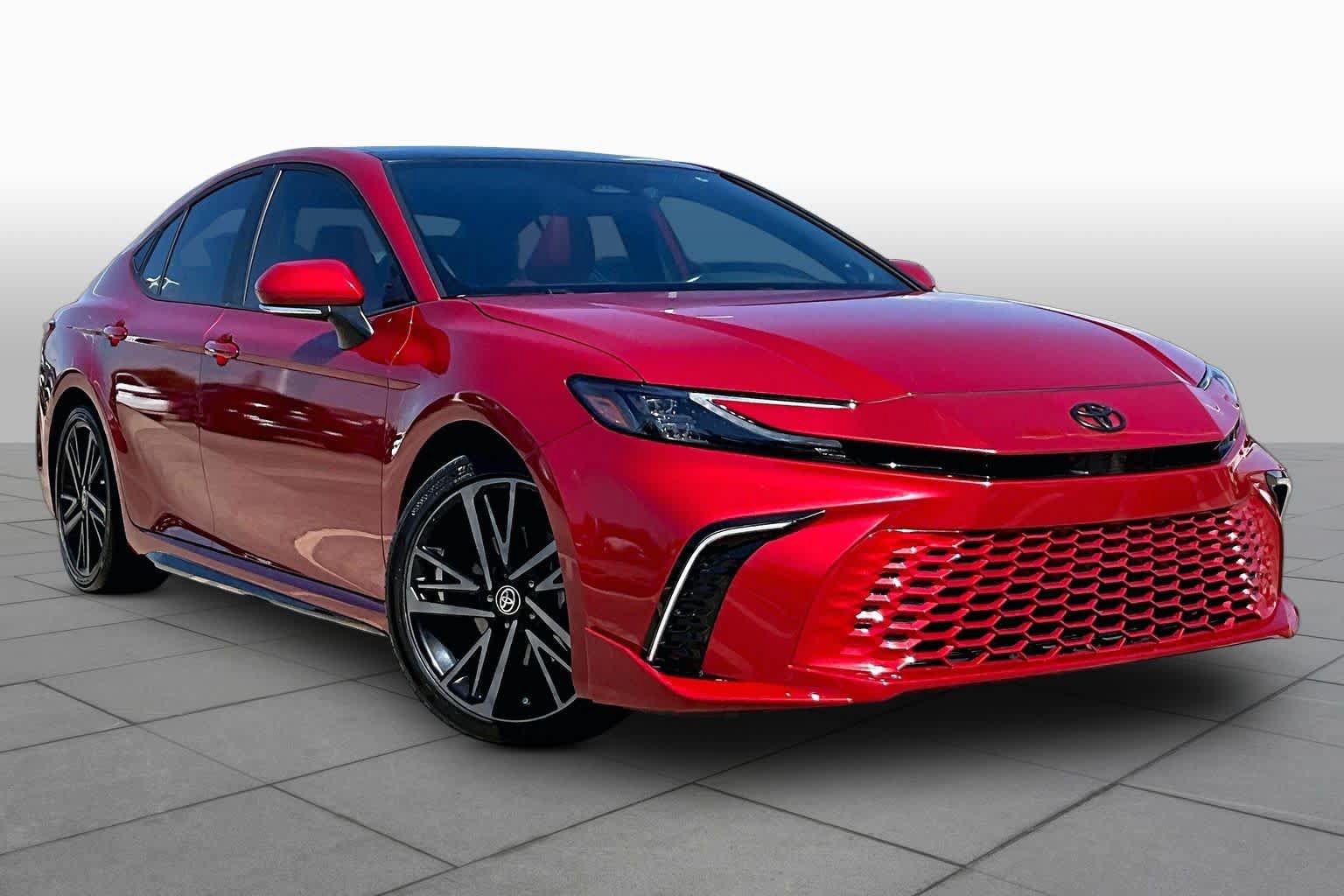 Used 2025 Toyota Camry XSE w/ Premium Package FWD image 3
