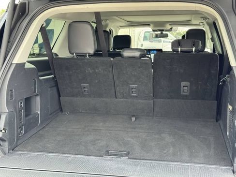 Used 2025 Ford Expedition Max Platinum AWD/4WD image 33