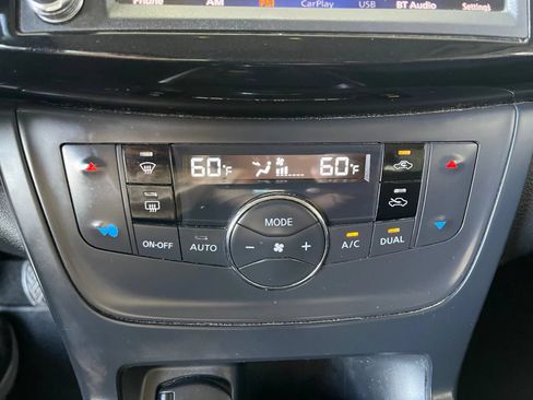 Used 2019 Nissan Sentra SV FWD image 38