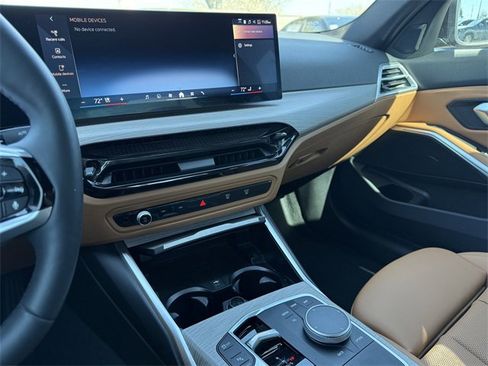 Used 2025 BMW 330i Sedan image 15