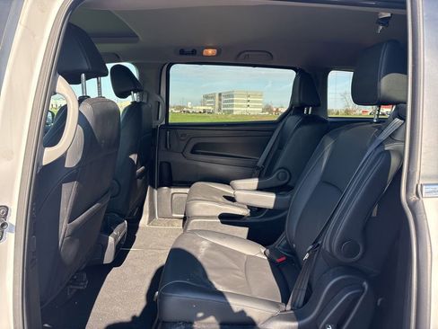 Used 2024 Honda Odyssey EX-L image 16