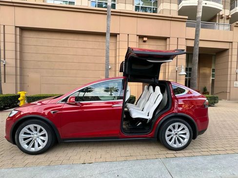 Used 2017 Tesla Model X 100D AWD/4WD image 9