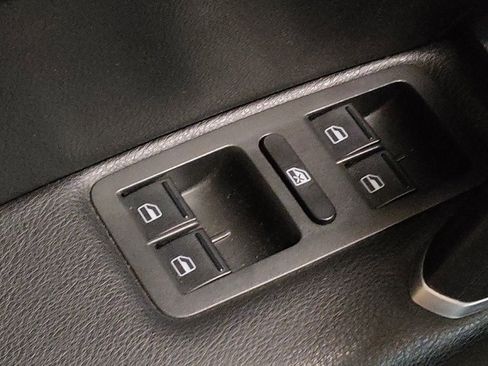 Used 2021 Volkswagen Passat 2.0T SE image 27