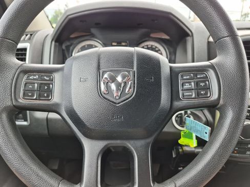 Used 2019 RAM 1500 Classic SLT AWD/4WD image 20
