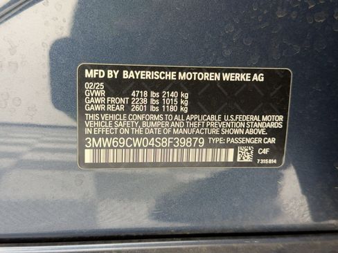 Certified 2025 BMW 330i Sedan image 21